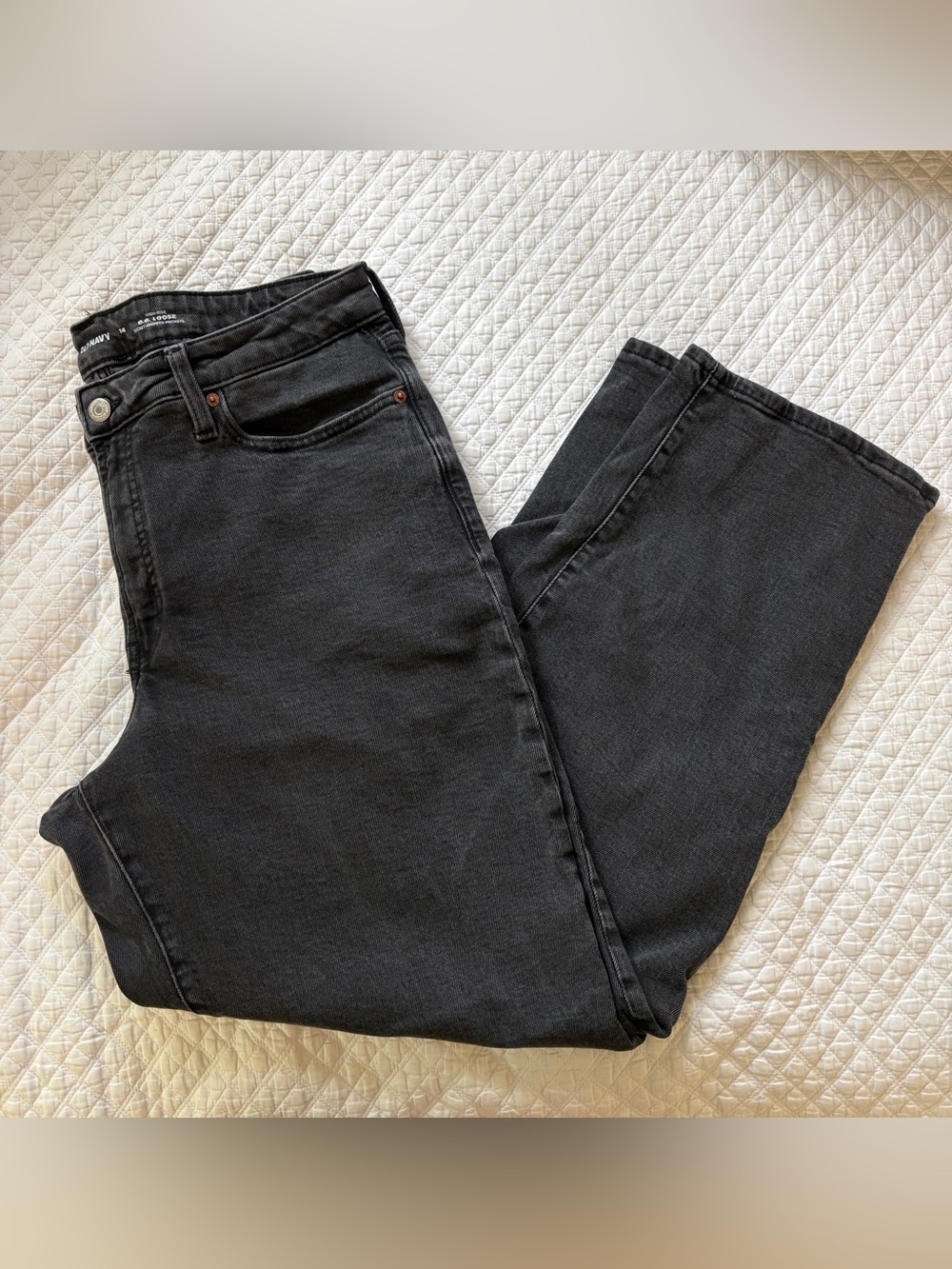 Old Navy High-Rise O.G. Loose Jeans in Washed Black